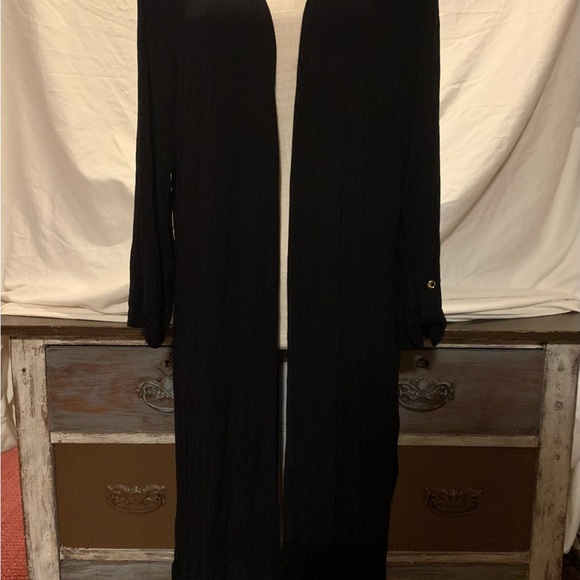 Elegant Black Women's Tunic - Picture 2 of 5